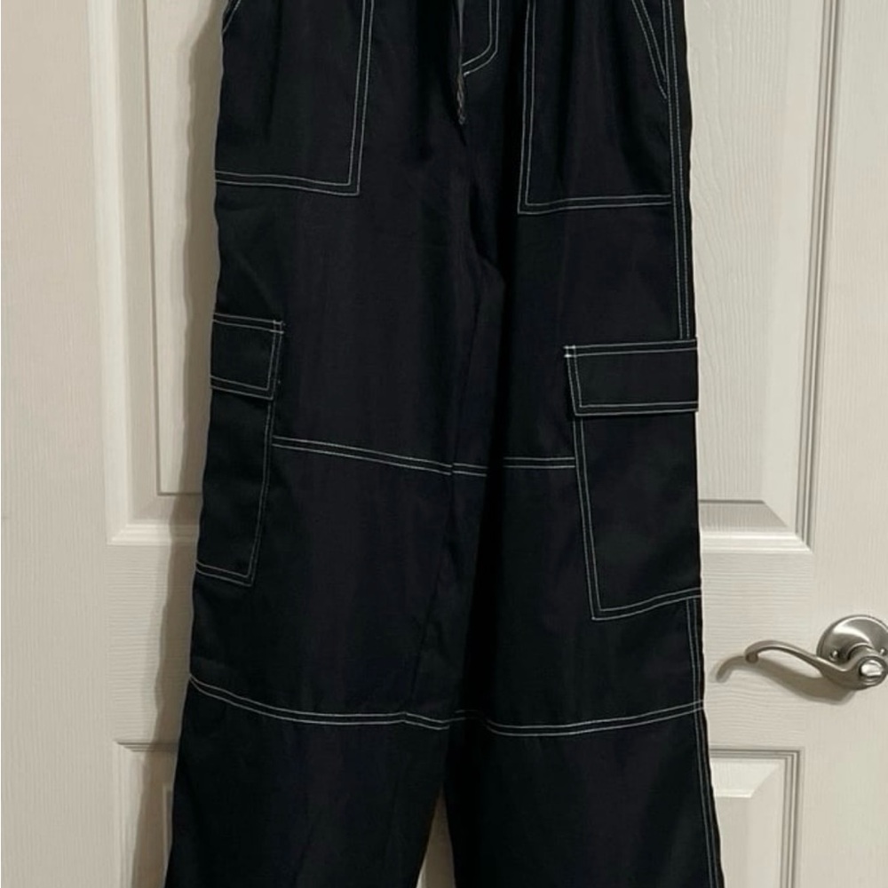 SHEIN Women’s  Black Cargo/Skate Pants
